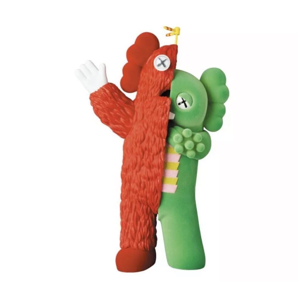 KAWS KACHAMUKKU Vinyl Figure Green/Red